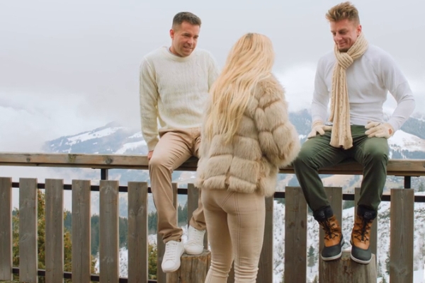 Brandi Love - Boss Wife Brandi Gets Spit-Roasted